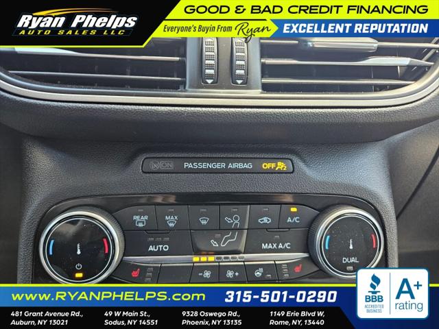 2022 Ford Escape SE