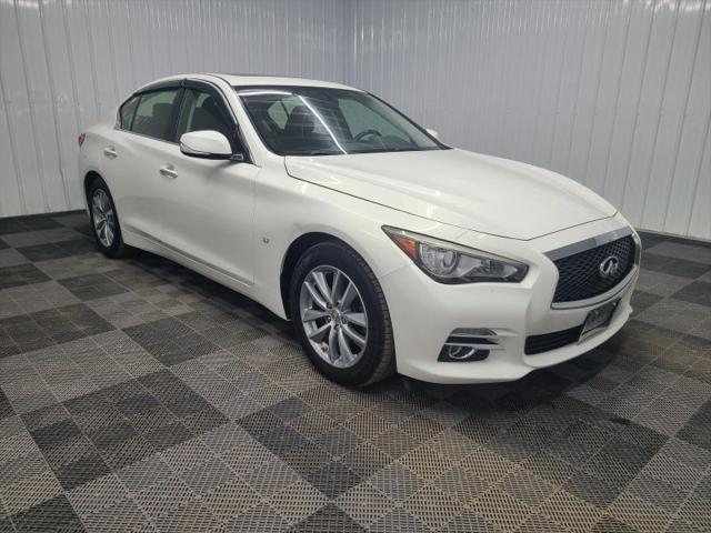 2015 INFINITI Q50 3.7