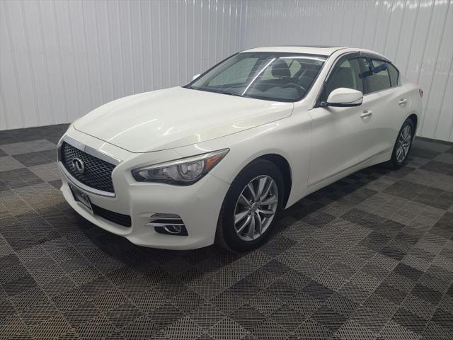 2015 INFINITI Q50 3.7