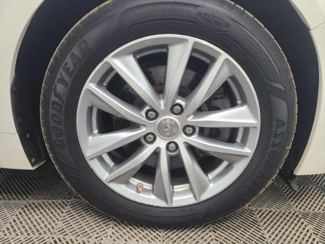 2015 INFINITI Q50 3.7