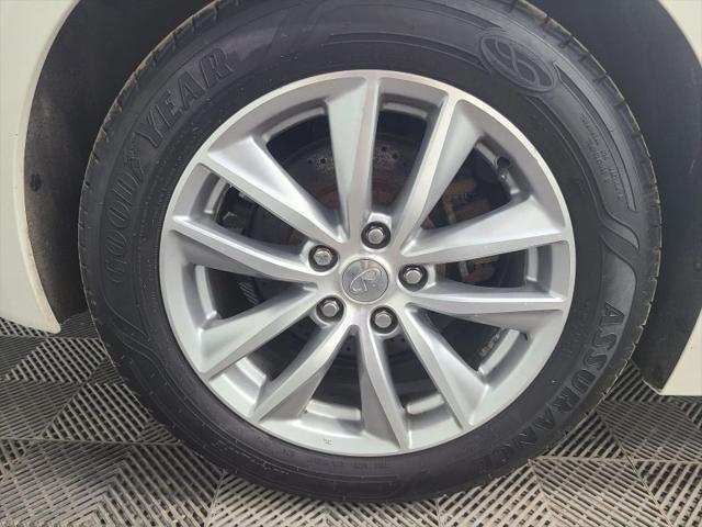 2015 INFINITI Q50 3.7