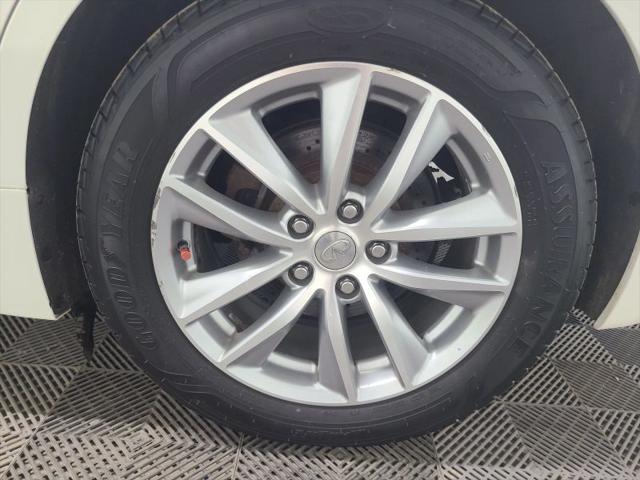 2015 INFINITI Q50 3.7