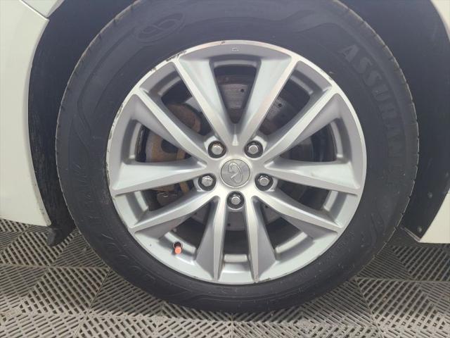 2015 INFINITI Q50 3.7