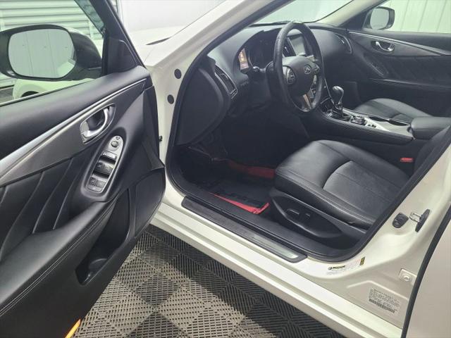 2015 INFINITI Q50 3.7