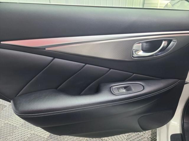 2015 INFINITI Q50 3.7
