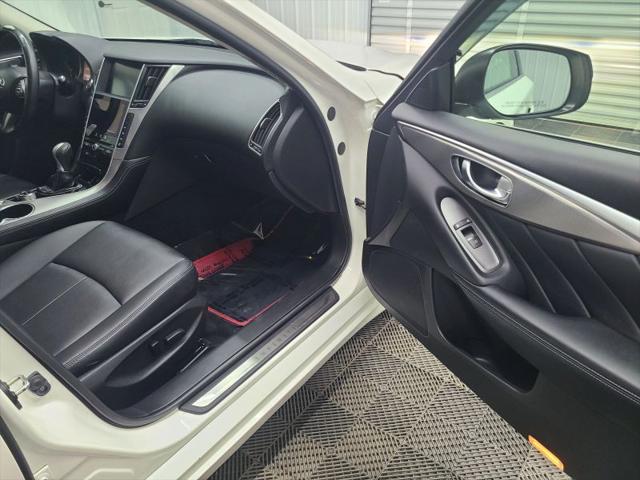 2015 INFINITI Q50 3.7