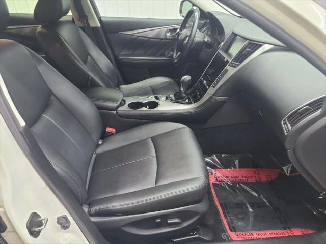 2015 INFINITI Q50 3.7