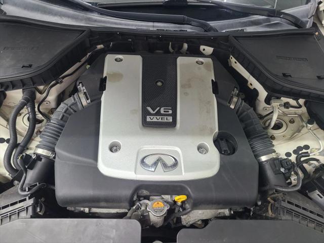 2015 INFINITI Q50 3.7