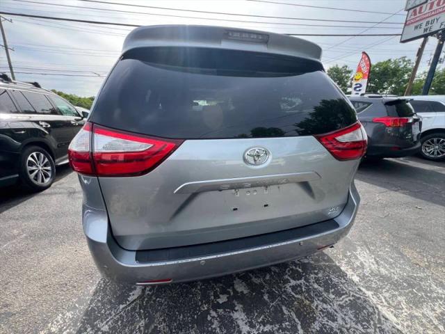 2017 Toyota Sienna XLE 7 Passenger