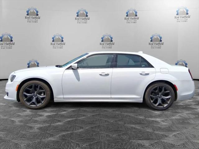2023 Chrysler 300 Touring-L