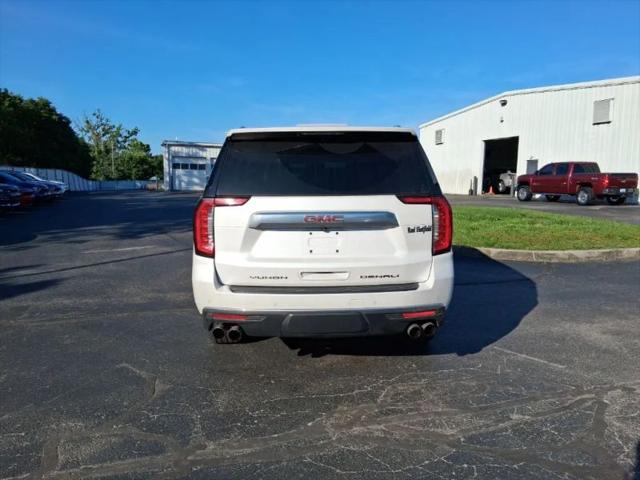 2022 GMC Yukon 4WD Denali