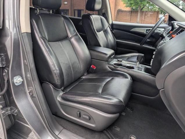 2019 Nissan Pathfinder SL