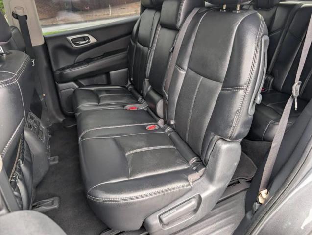 2019 Nissan Pathfinder SL