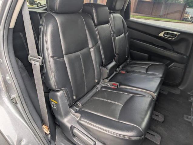 2019 Nissan Pathfinder SL