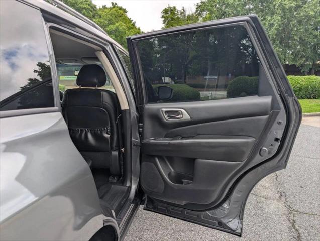 2019 Nissan Pathfinder SL