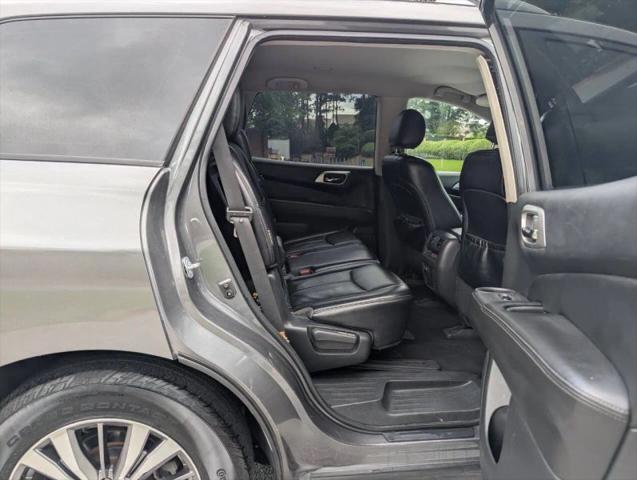 2019 Nissan Pathfinder SL