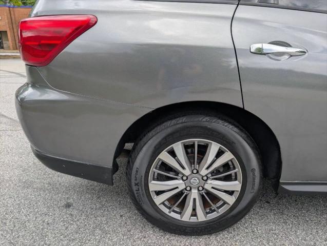 2019 Nissan Pathfinder SL