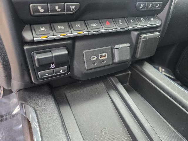 2020 GMC Sierra 1500 4WD Crew Cab Short Box Denali