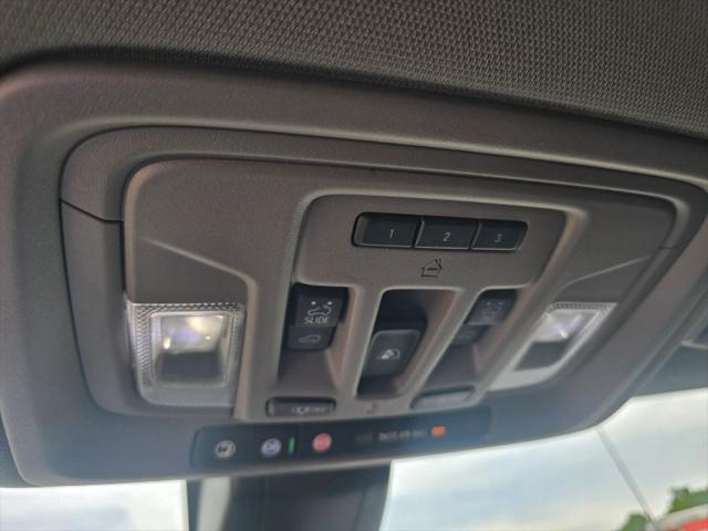 2020 GMC Sierra 1500 4WD Crew Cab Short Box Denali