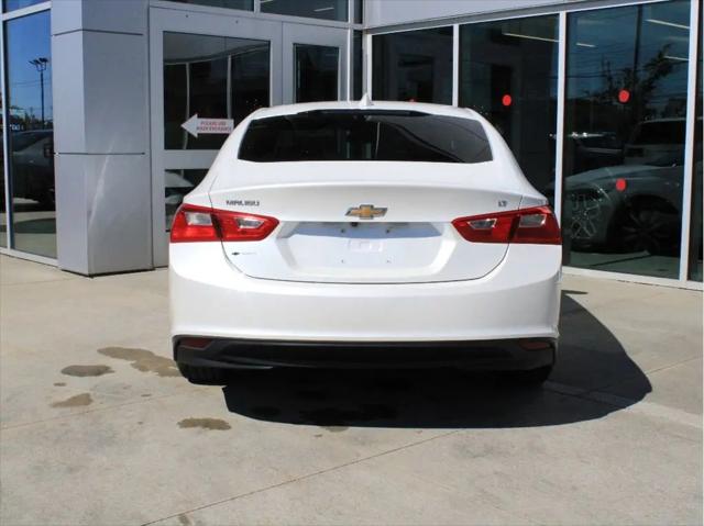 2017 Chevrolet Malibu 1LT
