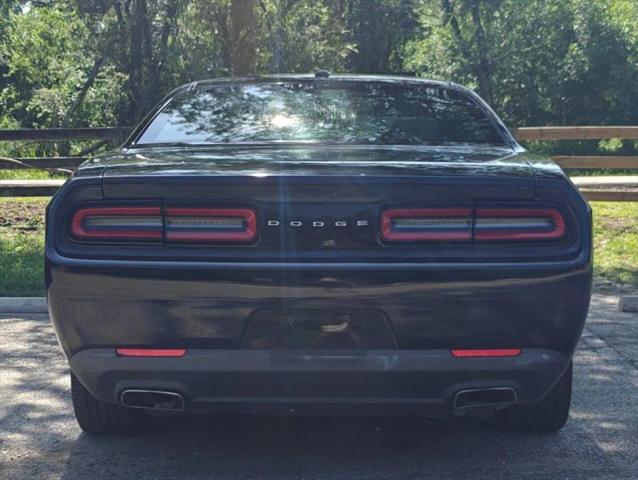 2016 Dodge Challenger SXT