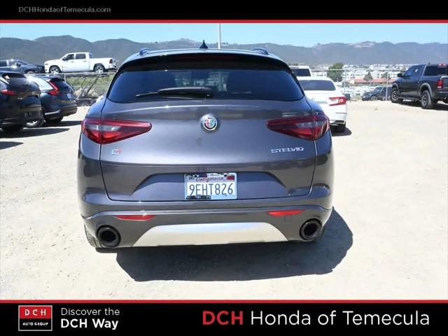 2023 Alfa Romeo Stelvio Ti AWD