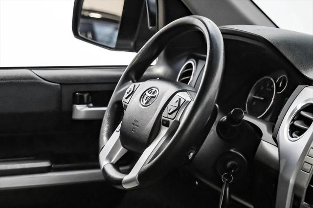 2017 Toyota Tundra SR5 5.7L V8