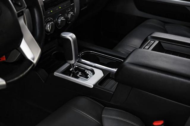 2017 Toyota Tundra SR5 5.7L V8