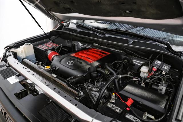 2017 Toyota Tundra SR5 5.7L V8