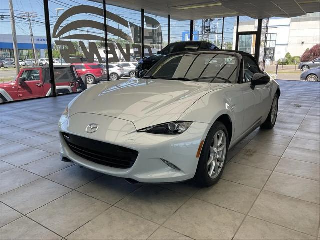 2016 Mazda MX-5 Sport
