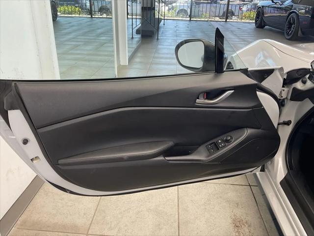 2016 Mazda MX-5 Sport