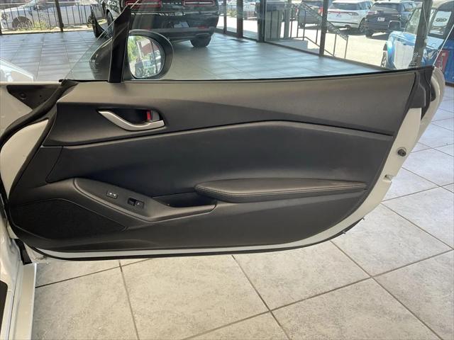 2016 Mazda MX-5 Sport