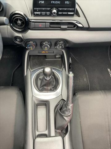 2016 Mazda MX-5 Sport