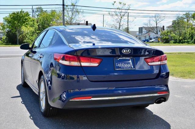 2017 Kia Optima LX