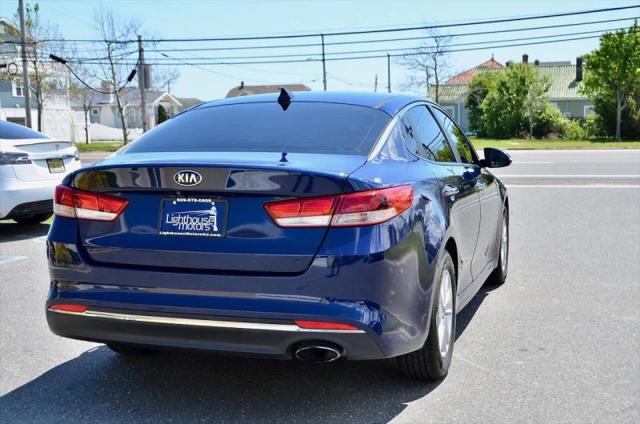 2017 Kia Optima LX