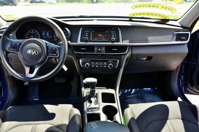 2017 Kia Optima LX