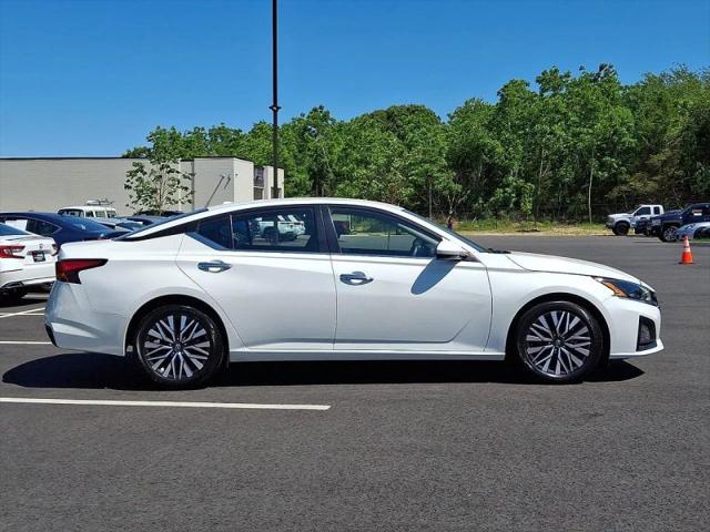 2023 Nissan Altima SV FWD