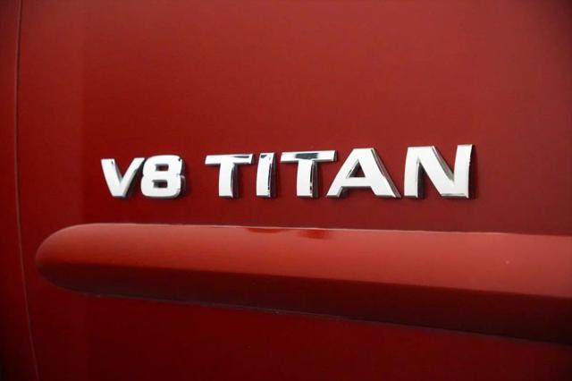 2015 Nissan Titan SV