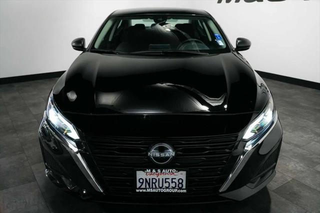 2025 Nissan Altima SV FWD