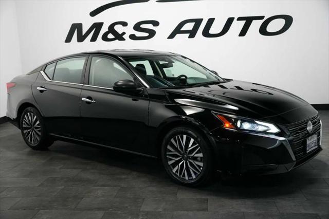 2025 Nissan Altima SV FWD