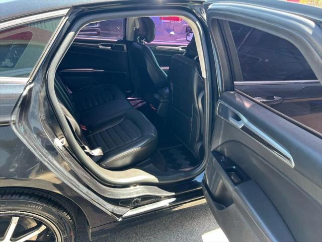 2014 Ford Fusion SE