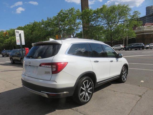 2020 Honda Pilot AWD Touring 8 Passenger