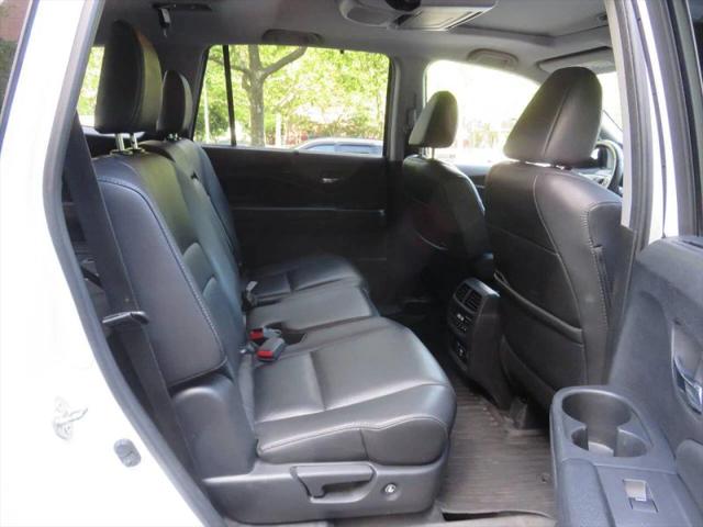 2020 Honda Pilot AWD Touring 8 Passenger