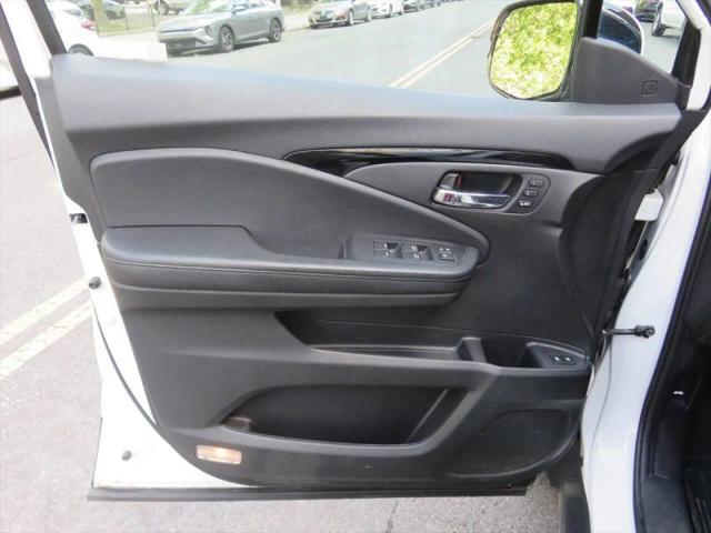 2020 Honda Pilot AWD Touring 8 Passenger