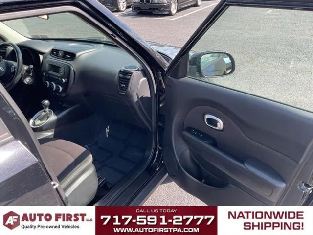 2016 Kia Soul Base