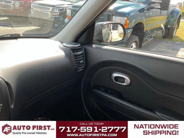 2016 Kia Soul Base
