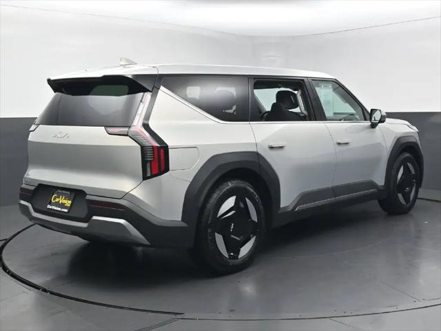 2024 Kia EV9 Light Short Range