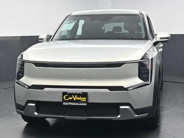 2024 Kia EV9 Light Short Range
