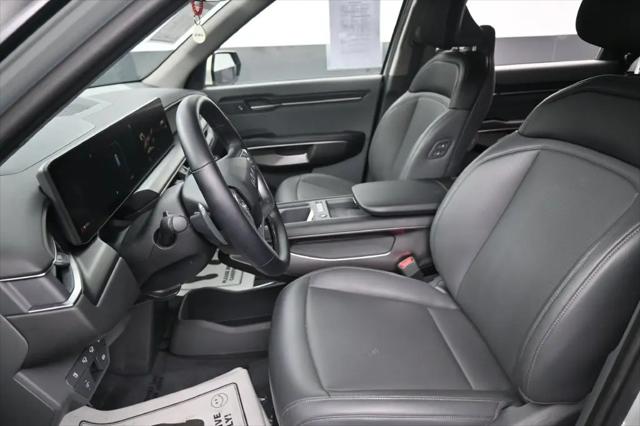 2024 Kia EV9 Light Short Range