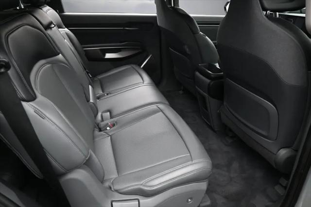 2024 Kia EV9 Light Short Range
